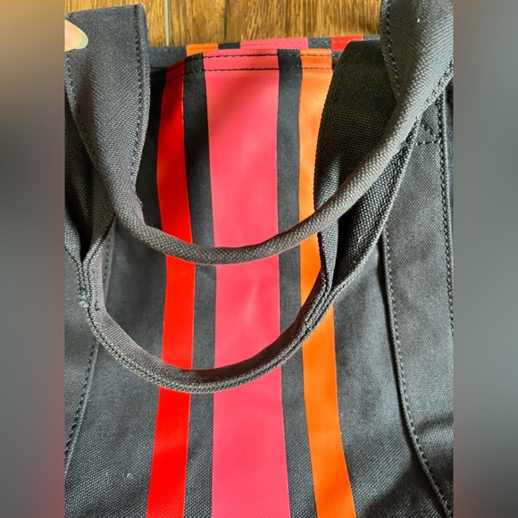 GAP tote. Navy with striped. Heavy duty. Unisex. - Picture 6 of 14